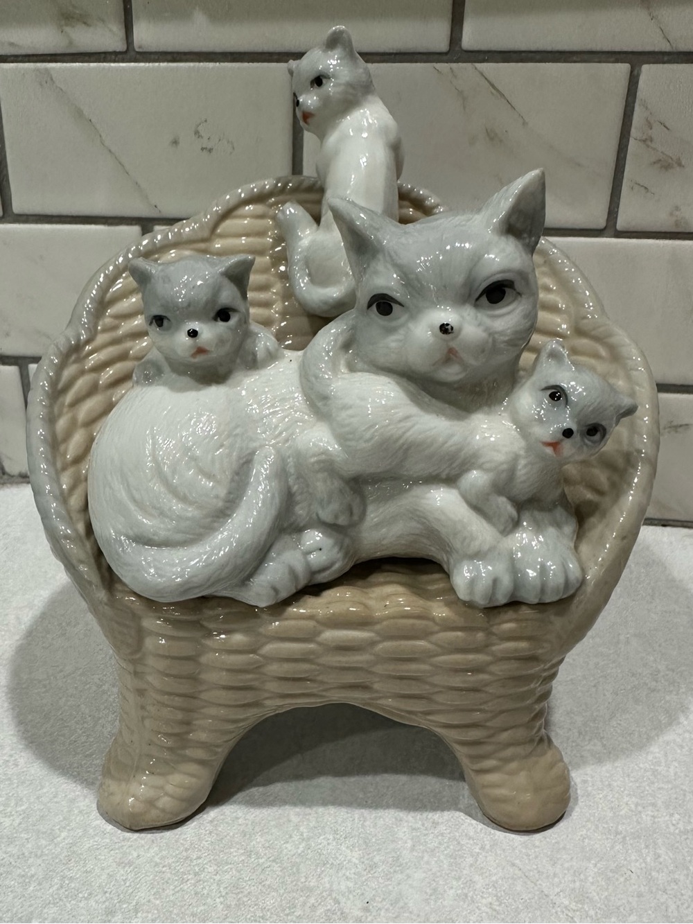 Gray & white cats porcelain figurine mama & 3 kittens on chair vintage 6" tall
